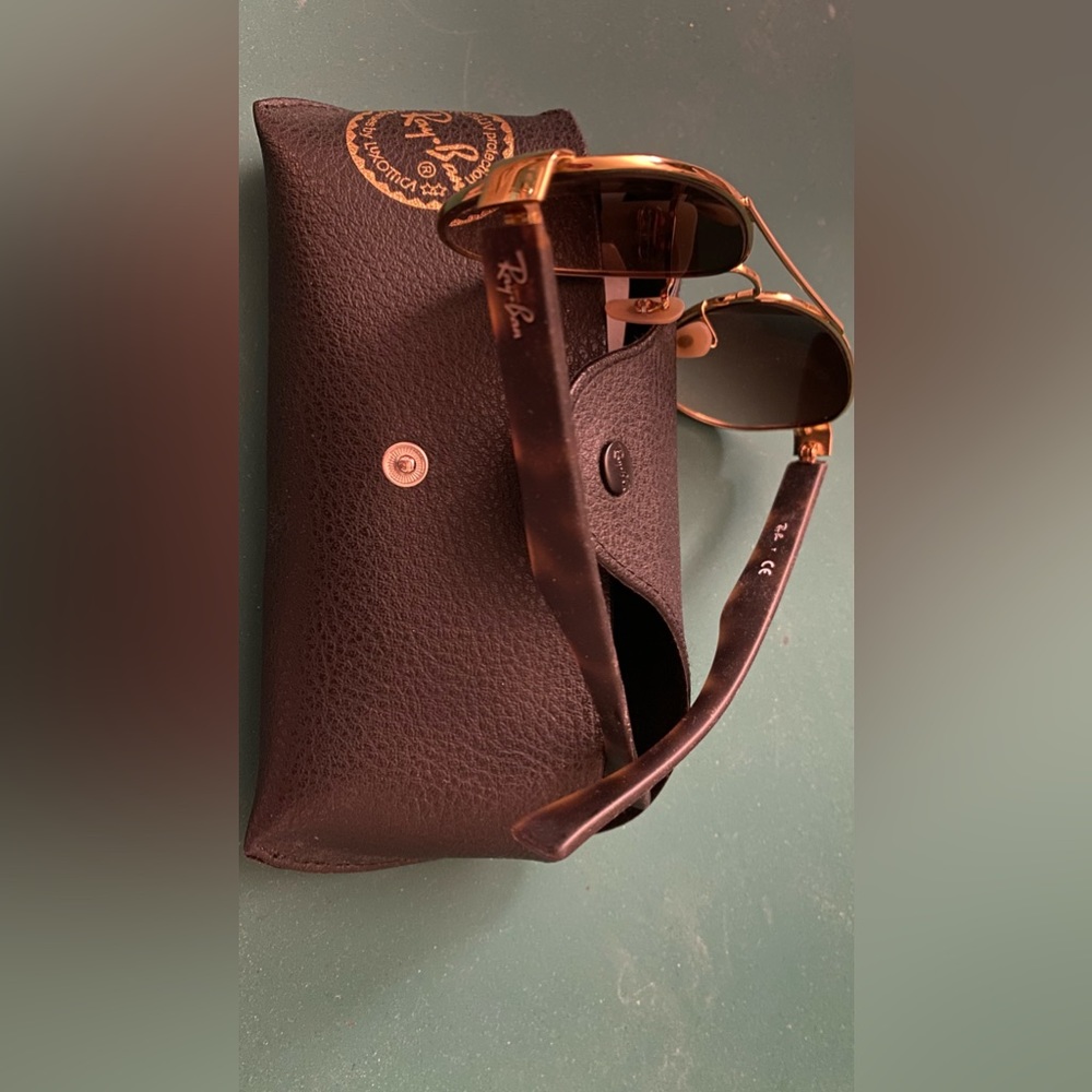 Ray ban sun glasses